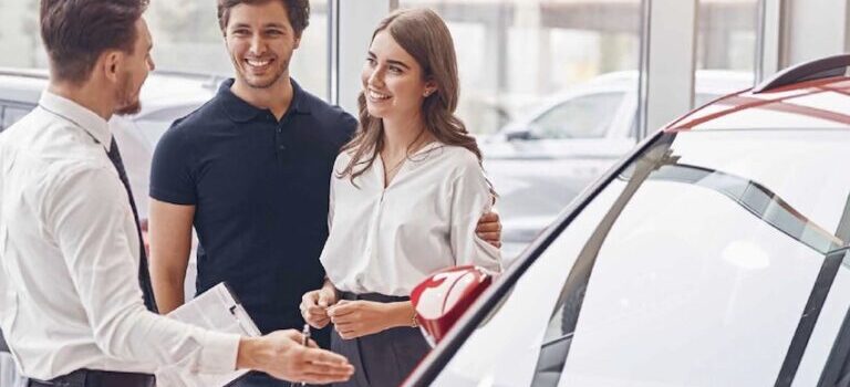 Consejos esenciales para elegir tu primer coche
