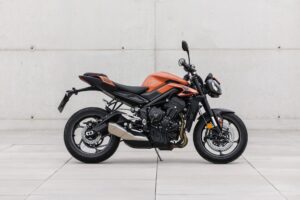 Triumph Street Triple 765 R A2 una Naked legendaria