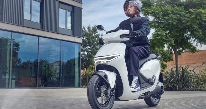 Honda revoluciona el mercado con moto eléctrica 125cc