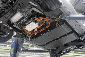 Mantenimiento de vehículos eléctricos, eficiencia y ahorro
