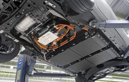 Mantenimiento de vehículos eléctricos, eficiencia y ahorro