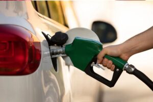 BOLIVIA, ENTRE LA CRISIS DEL PETRÓLEO Y SU PARQUE AUTOMOTOR